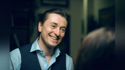 Изрображение 'Сергей Безруков проведет в Ташкенте мастер-класс для студентов филиала ВГИКа'