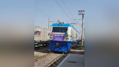 '“Qashg`ar – O`sh – Andijon – G`alaba – Hayraton” yangi tranzit yo`nalishi bo`ylab konteyner poezdini sinov tariqasida ishga tushirish boshlandi'ning rasmi