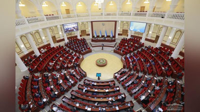 '"Topshiriq berilsa, hammasini tekshirishga haqqimiz bor.  Topshirni kim tomonidan berilishini yaxshi bilasiz!"'ning rasmi