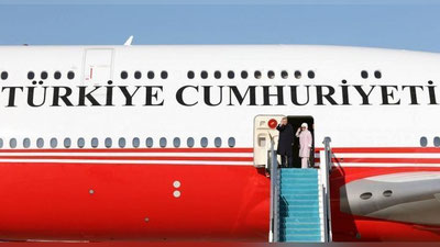 'Erdog`an rafiqasi bilan Samarqandga etib keldi'ning rasmi