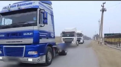 'Бухородаги тўй кортежида юк машиналари ҳам қатнашди (видео)'ning rasmi