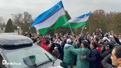 'Qatardagi jahon chempionatiga mashinada ketgan o`zbekistonliklar Toshkentga etib keldi (video)'ning rasmi