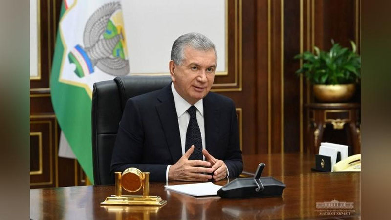 'Shavkat Mirziyoev tog`-kon sanoatidagi yangi loyihalar taqdimoti bilan tanishdi'ning rasmi