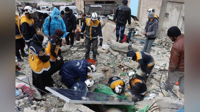 'Turkiyada zilzila qurbonlari soni to`rt yarim mingdan oshdi'ning rasmi