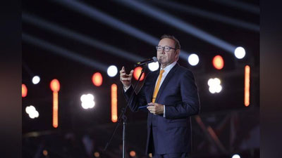 'Кинофестивалда иштирок этиш учун Ўзбекистонга келган Кевин Спейси Самарқанддаги шифохонага олиб борилди'ning rasmi