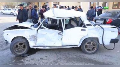 Изрображение 'В Джизаке водитель "Жигули" протаранил 5 автомобилей и оказался в больнице (видео)'