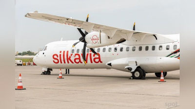 Изрображение 'Из-за пыльной бури рейс Ташкент-Термез не смог сразу приземлиться в аэропорту назначения'