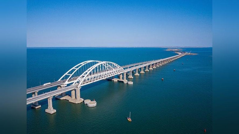 'Ukraina Qrimdagi Kerch ko`prigini portlatmoqchi'ning rasmi
