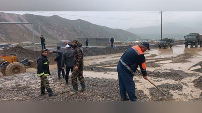 'So`x tumaniga ham sel keldi'ning rasmi