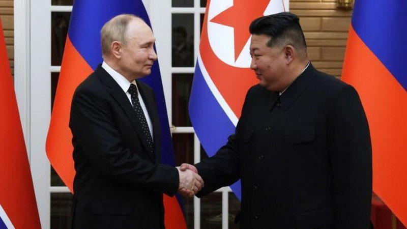 'Shimoliy Koreya Rossiya qurollarini oluvchi davlatlardan biri bo`lishi mumkin'ning rasmi