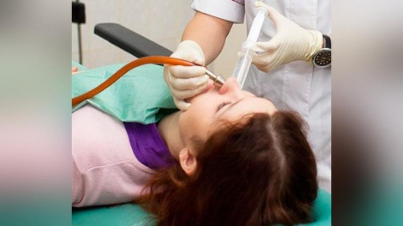 'Burun yuvish muolajasi kimlarga tavsiya etilmaydi?'ning rasmi