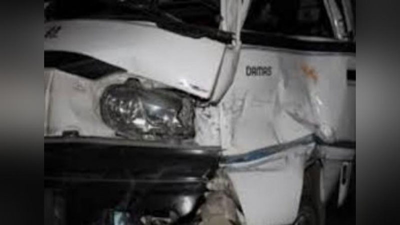 'Samarqandda haydovchi boshqaruvni yo`qotishi natijasida "Damas" ag`darilib ketgan'ning rasmi