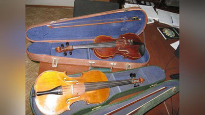 'O`zbekiston hududidan qimmatbaho skripkani olib chiqib ketayotgan chet el fuqarosi ushlandi'ning rasmi