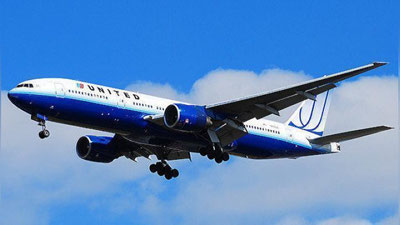 '​United Airlines ўз тўйига учиб кетаётган икки ёшни рейсдан қолдирди'ning rasmi