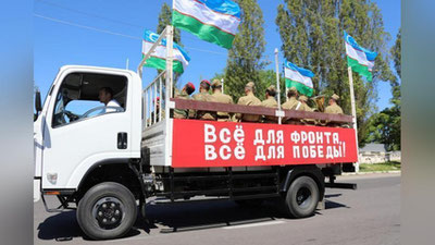 'Kecha Toshkent ko`chalari bo`ylab retro-avtomobillar karvoni o`tdi (Video)'ning rasmi