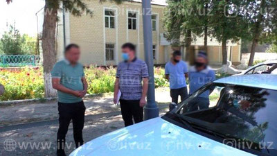 'Samarqandda IIB xodimiga 4.000 AQSh dollariga yaqin pullarni pora tariqasida bergan yana bir fuqaro qo`lga olindi'ning rasmi