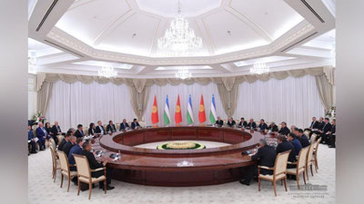 '​QIRG`IZISTON DAVLAT RAHBARINING MAMLAKATIMIZGA RASMIY TAShRIFI DOIRASIDA 140 MILLION DOLLARLIK ShARTNOMALAR IMZOLANDI'ning rasmi