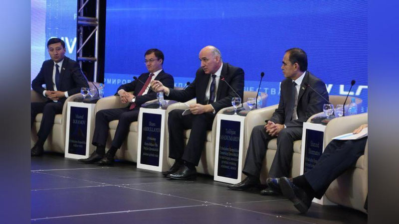 'Harakatlar strategiyasi loyihasining jamoatchilik muhokamasiga bag`ishlangan media-haftalikning ilk kuni nihoyasiga etdi'ning rasmi