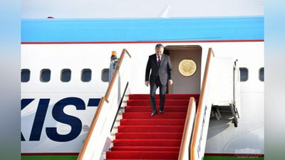 'Shavkat Mirziyoev Tojikistonga keldi'ning rasmi
