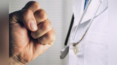 'Samarqandlik fuqaro yarim kechasi QVPda shifokorlarni kaltakladi'ning rasmi