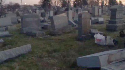 '​Amerikada yahudiylar qabristoni vayron qilindi'ning rasmi