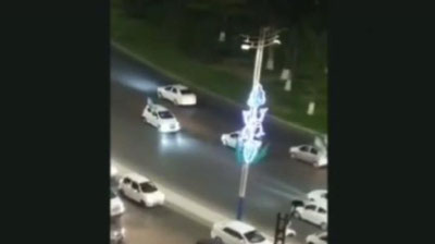 Изрображение 'Патриоты или хулиганы: кортежи авто с флагами Узбекистана кружили по Ташкенту (видео)'