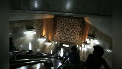 Изрображение 'Спад напряжения в столичном метро привел к небольшому ЧП'