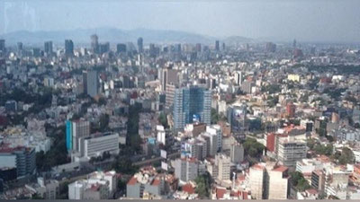 '​Парвоз қилаётган самолётдан  уч нафар эркак пастга ташланди 'ning rasmi