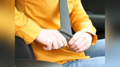 Изрображение 'Непристегнутый пассажир на переднем сиденье будет платить штраф с 1 мая'