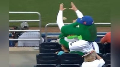 '​“Аллигатор” болани бейсбол тўпи зарбасидан асраб қолди (Видео)'ning rasmi