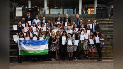 '​O`zbekistonlik o`qituvchilar Buyuk Britaniyada malaka oshirishdi'ning rasmi