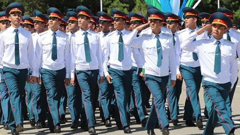 'Ички ишлар органлари ходимларини мукофотлаш ва уларнинг маошидан пул ушлаб қолиш мезонлари тасдиқланди'ning rasmi