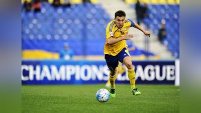 Изрображение 'ИГОРЬ СЕРГЕЕВ: «СТАРАЮСЬ УЧИТЬСЯ У СТАБИЛЬНЫХ ИГРОКОВ!»'