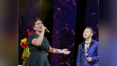 '​SERDAR ORTACh O`Z KONSERTIDA YuLDUZ USMONOVADAN BIR NEChA BOR “SANAMGINA”NI KUYLAB BERIShNI SO`RADI (VIDEO)'ning rasmi