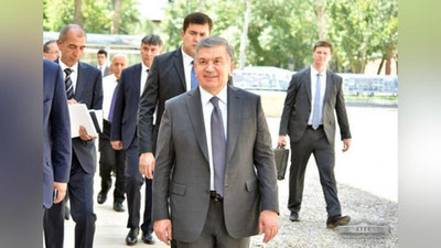 Изрображение 'ПРЕЗИДЕНТ УЗБЕКИСТАНА ОЗНАКОМИЛСЯ С ЖИЛЫМИ ДОМАМИ ДЛЯ ПИСАТЕЛЕЙ (ФОТО)'