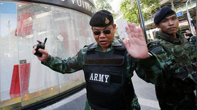 '​Tailandda budda rohiblari bilan polisiya o`rtasida to`qnashuv sodir bo`ldi'ning rasmi