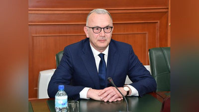 'Abdulaziz Komilov Gruziya elchisi bilan uchrashdi'ning rasmi