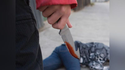 'Namanganda erkak qo`shni ayolning xonadonida o`zi bilan otamlashib o`tirgan tanishini pichoqladi'ning rasmi