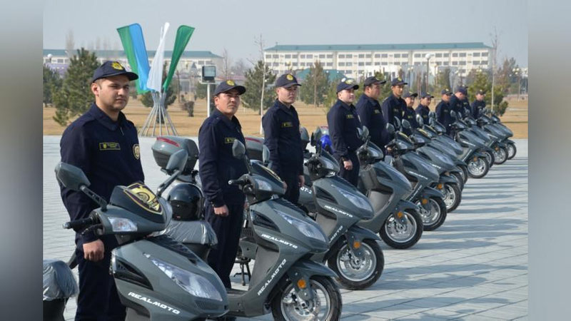 'Фарғонада МИБ инспекторларига скутерлар топширилди'ning rasmi