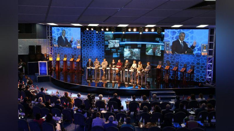 'HUSAYN BAYKARO DEVONINING NUSXASI O`ZBEKISTONGA KELTIRILADI'ning rasmi