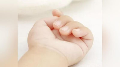 'Tug`ruqxonada yangi tug`ilgan chaqaloq 4 kun och qolib, hatto tomiridagi ignasi ham olinmagan'ning rasmi