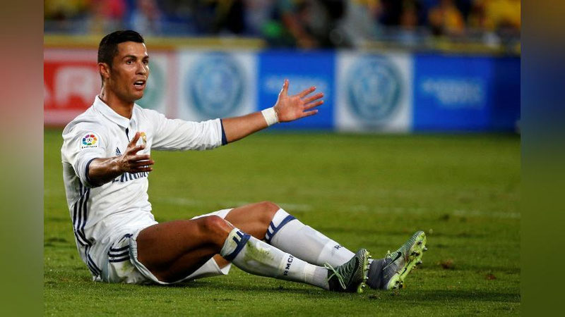 Изрображение 'РОНАЛДУ ОТСТРАНИЛИ ОТ ИГР В СБОРНОЙ ИЗ-ЗА ОБВИНЕНИЙ В ИЗНАСИЛОВАНИИ'