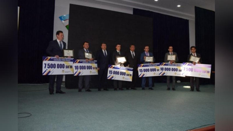 'Yilning eng yaxshi adliya bo`limi va xodimi aniqlandi'ning rasmi