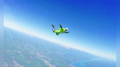 '7600 metr balandlikda o`rnatilgan tarixiy natija'ning rasmi