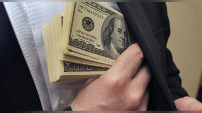 Изрображение 'КАК УШЛЫЙ НАЛОГОВИК В БУХАРЕ ВЗЯТКИ ТРЕБОВАЛ'