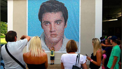 'ЭЛВИС ПРЕСЛИНИНГ ҚАБРИНИ ЗИЁРАТ ҚИЛИШ УЧУН 29 ДОЛЛАР ҲАҚ БЕЛГИЛАНДИ'ning rasmi