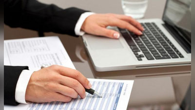 '1 январдан божхона органлари ходимларининг мол-мулки ва даромадлари декларация қилинади'ning rasmi