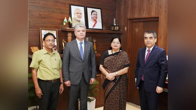 Изрображение 'На территории одного из столичных вузов Индии будет установлен памятник Абу Райхану Беруни'