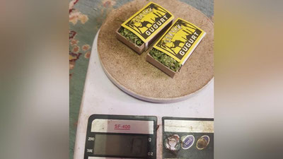 'Gugurt qutilariga yashirilgan giyohvandlik moddalari fosh etildi'ning rasmi