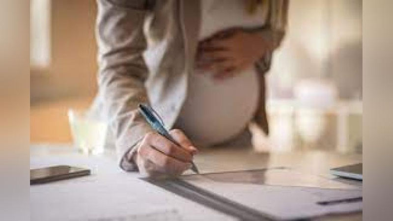 'Ҳомиладор аёлларнинг “декрет пули”ни давлат бюджетидан тўлаш таклиф қилинди'ning rasmi